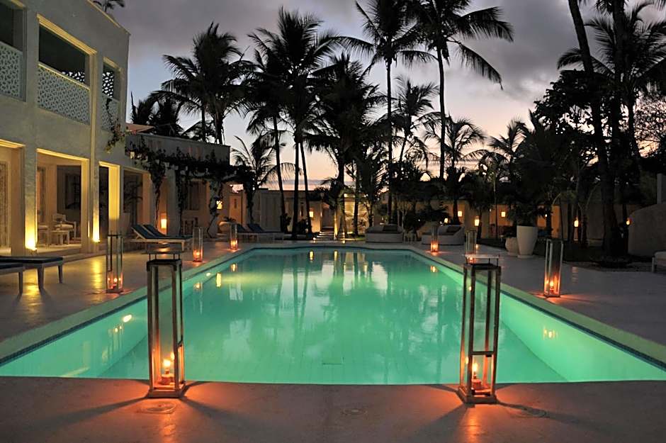 The Villa Luxury Suites Hotel