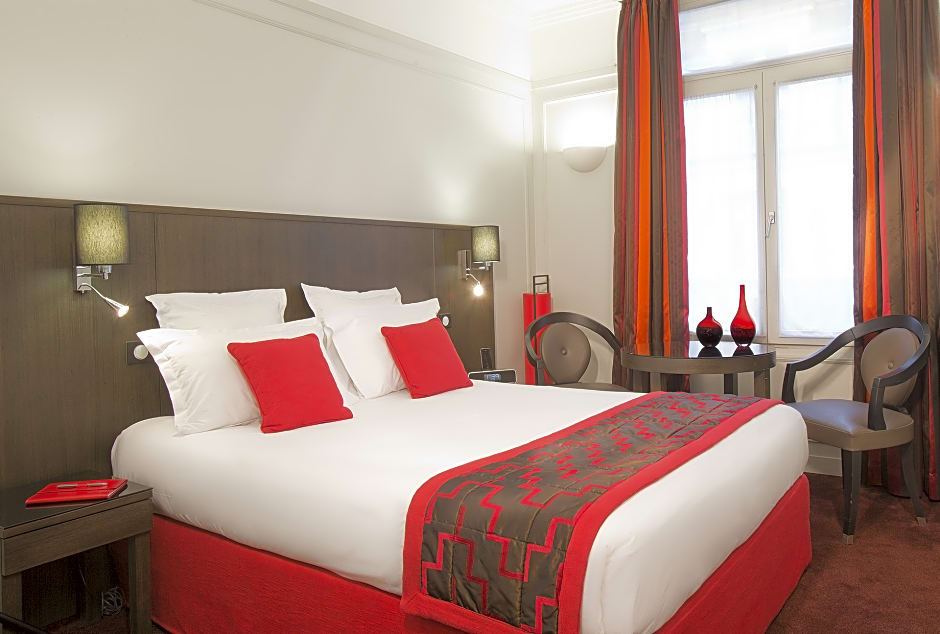 Hotel California Champs-Elysees