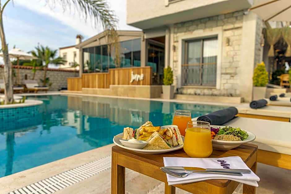 June Alaçatı Adult Only