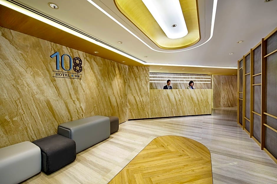 Hotel 108
