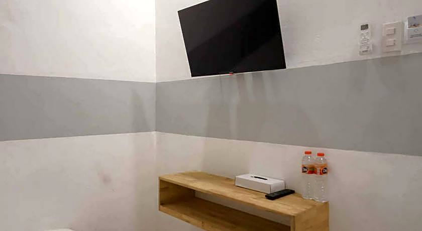 RedDoorz @ Jotel Guest House Medan