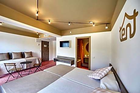 XL Room (2 Adults + 2 Children) - Unlimited Brunch