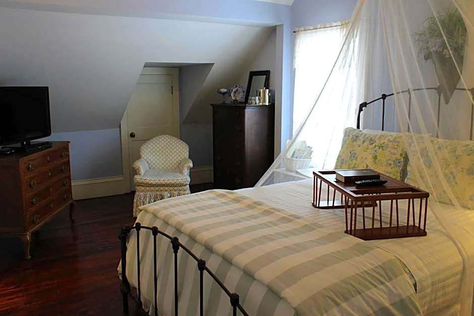 Grand Magnolia Ballroom & Suites