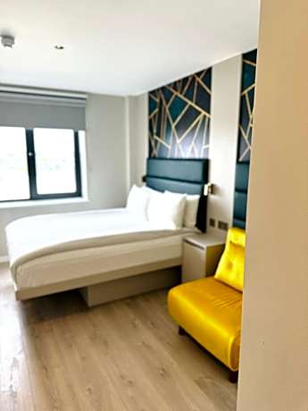 Studio with Sofa Bed