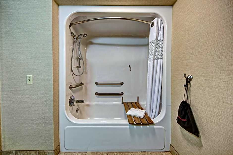 Hampton Inn By Hilton Clarksville