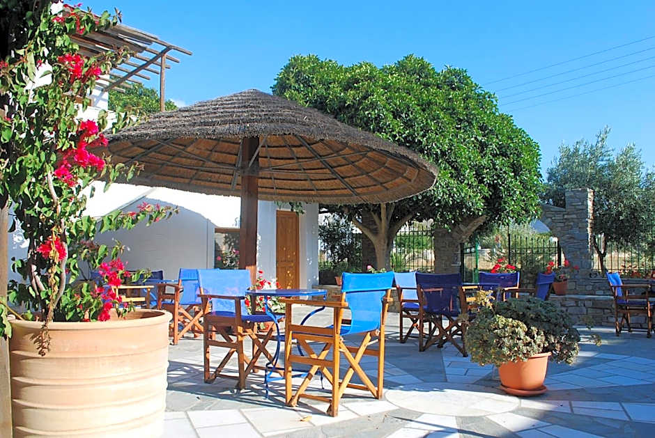 Siroco's Rooms And Studios