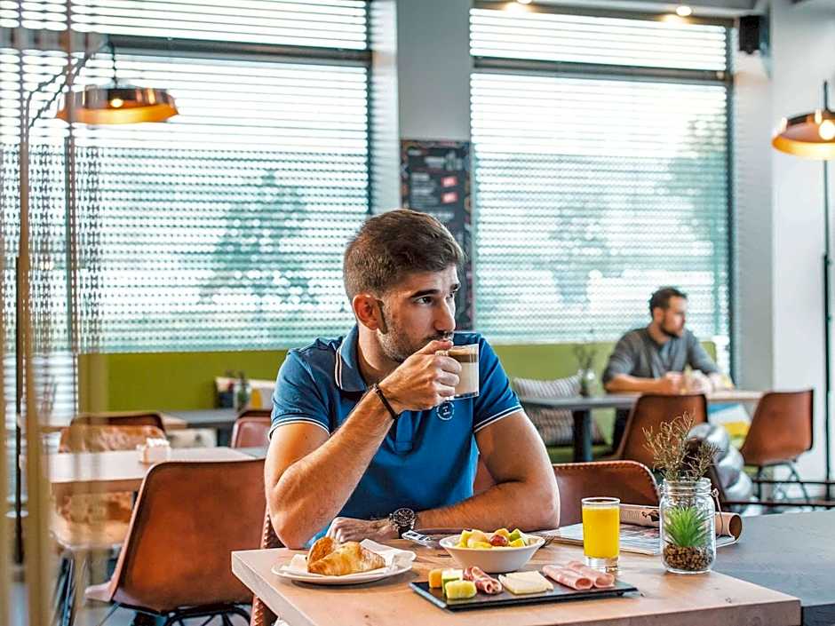 Ibis Valencia Bonaire Aeropuerto