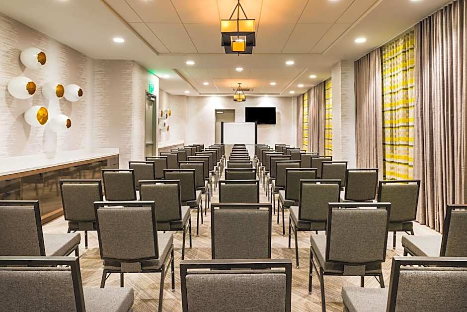 Hampton Inn By Hilton & Suites Miami Midtown, FL