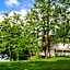 Lakehouse Inn