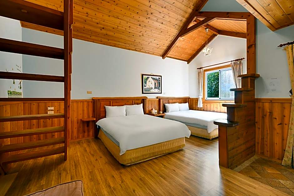 Aurora Villa