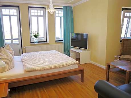 Classic Single Room with Sea View