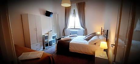 Triple Room with Private Bathroom