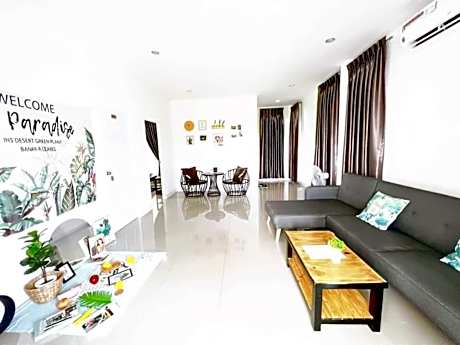 Vichuta pool villa at Bangsarea