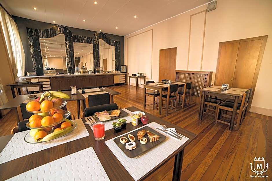 Hotel Moderno