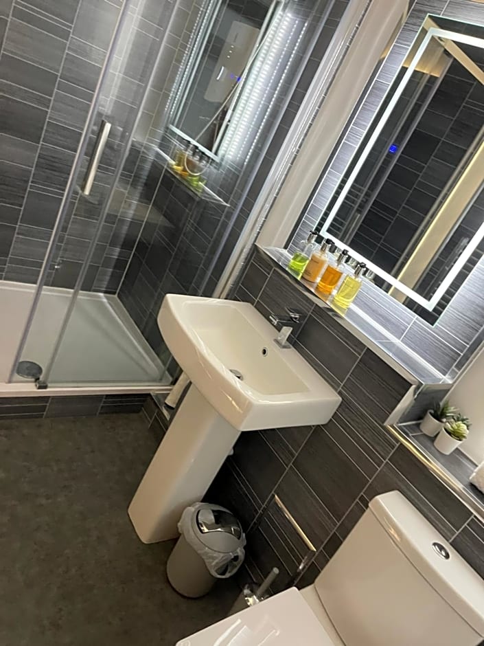 Horncliffe room only accommodation