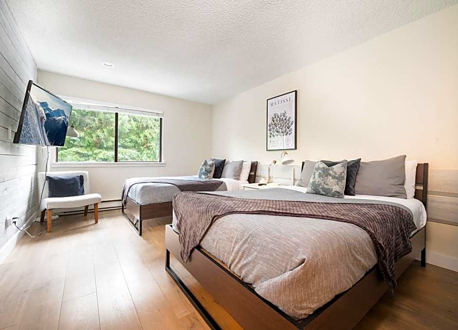Creekside Oasis 4 Beds Pool and Hot Tub