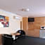Cotswold Motor Inn
