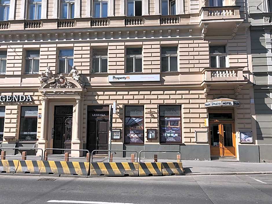 Brezina Pension