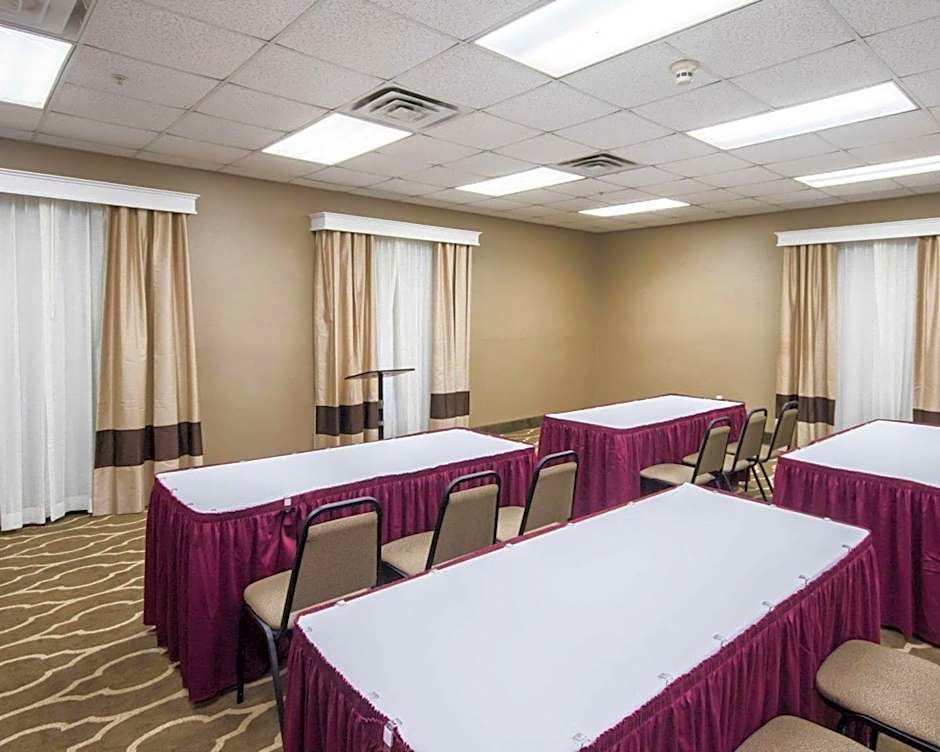 Comfort Inn and Suites