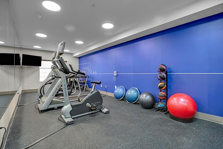 Holiday Inn Express Hotel & Suites Portland - Jantzen Beach By IHG
