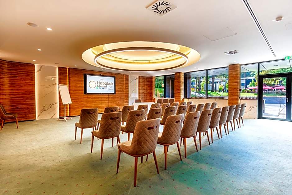HABAKUK Wellness & Event Hotel