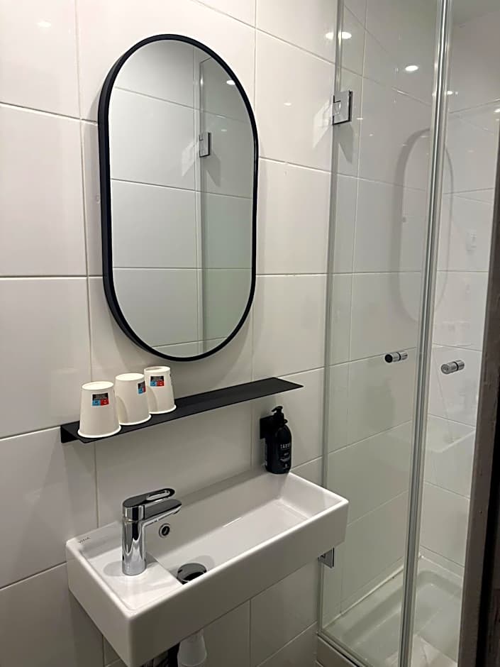 Hotel De L'Exposition - Republique