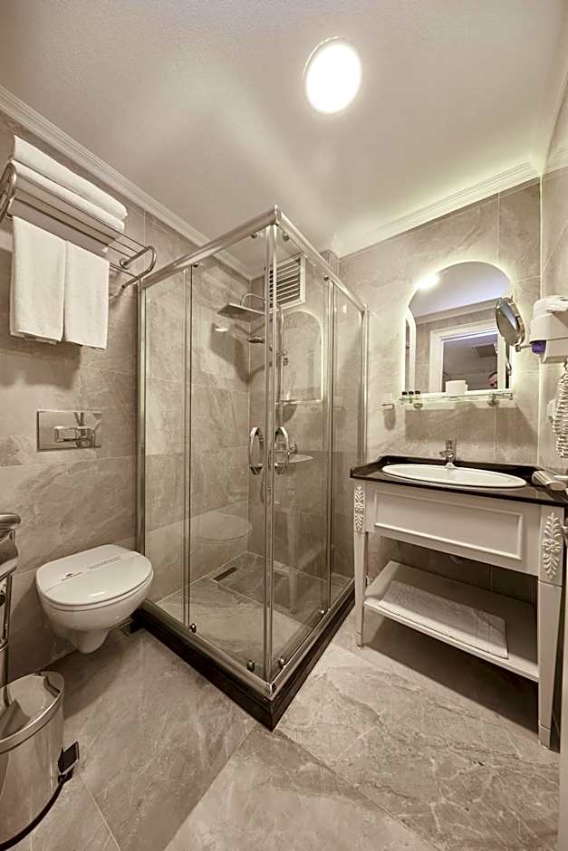 Albinas Hotel Old City