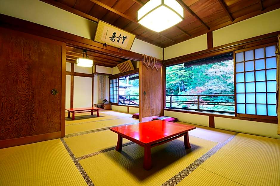 高野山 宿坊 大明王院 -Koyasan Shukubo Daimyououin-