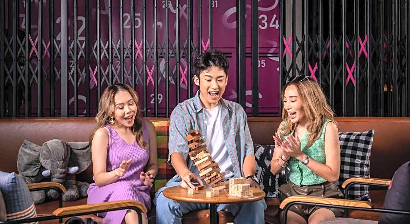 Moxy Bangkok Ratchaprasong