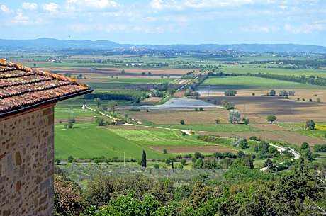 Two-Bedroom Apartment (4 Adults)