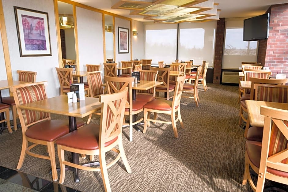 Days Inn by Wyndham Rolla
