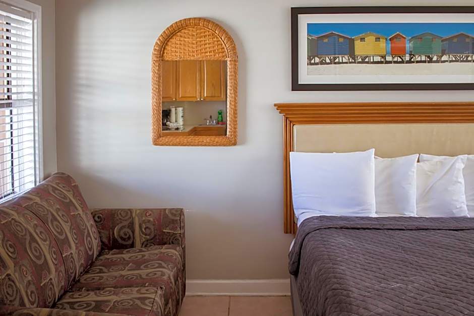 Riptide Oceanfront Hotel