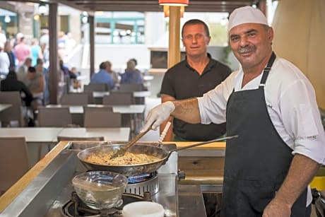 Fereniki Holiday Resort