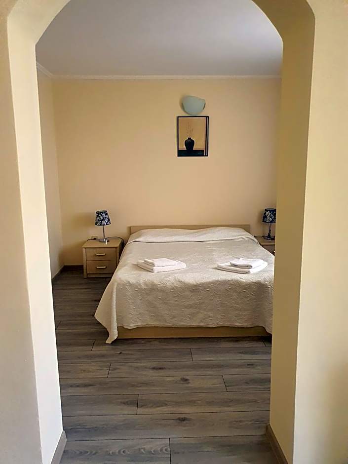 Family Hotel Central