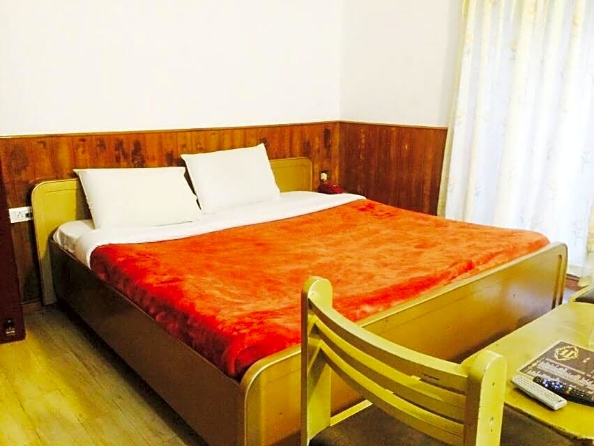 COASTAL GRAND HIGH LAND PARADE