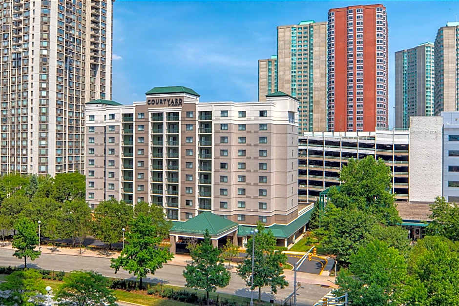 Courtyard by Marriott Jersey City Newport