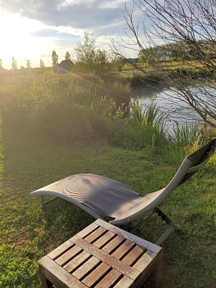 Shanti Lac Cabanes gîtes insolites et espace bien-être Bordeaux