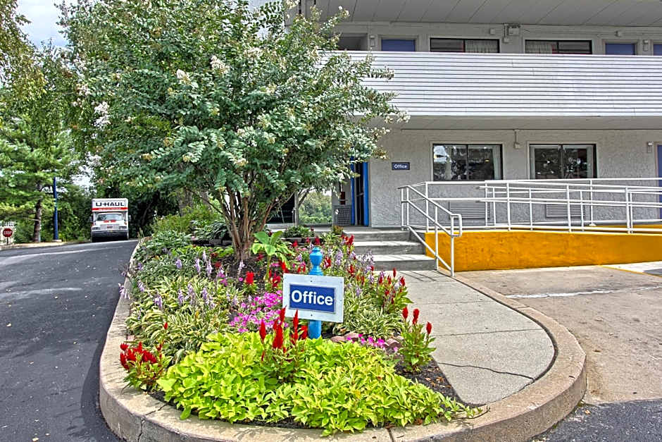 Motel 6-York, PA