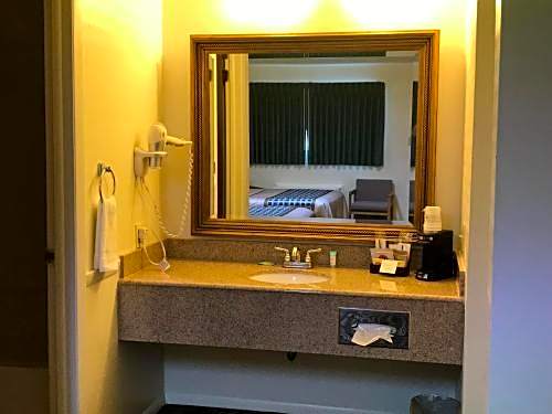 Canyonlands Motor Inn