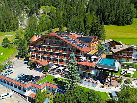 Hotel Cesa Tyrol