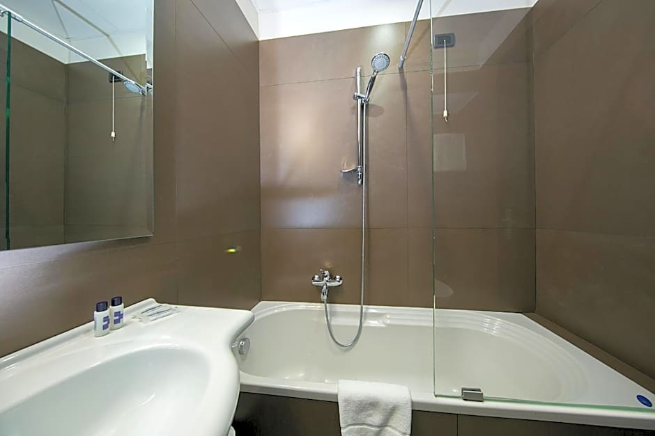 Mediterranea Hotel & Convention Center