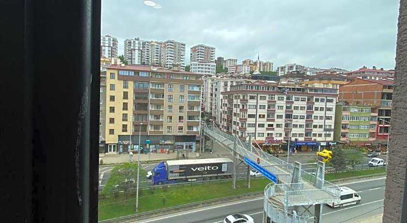 Rena Grand Residence & Suit