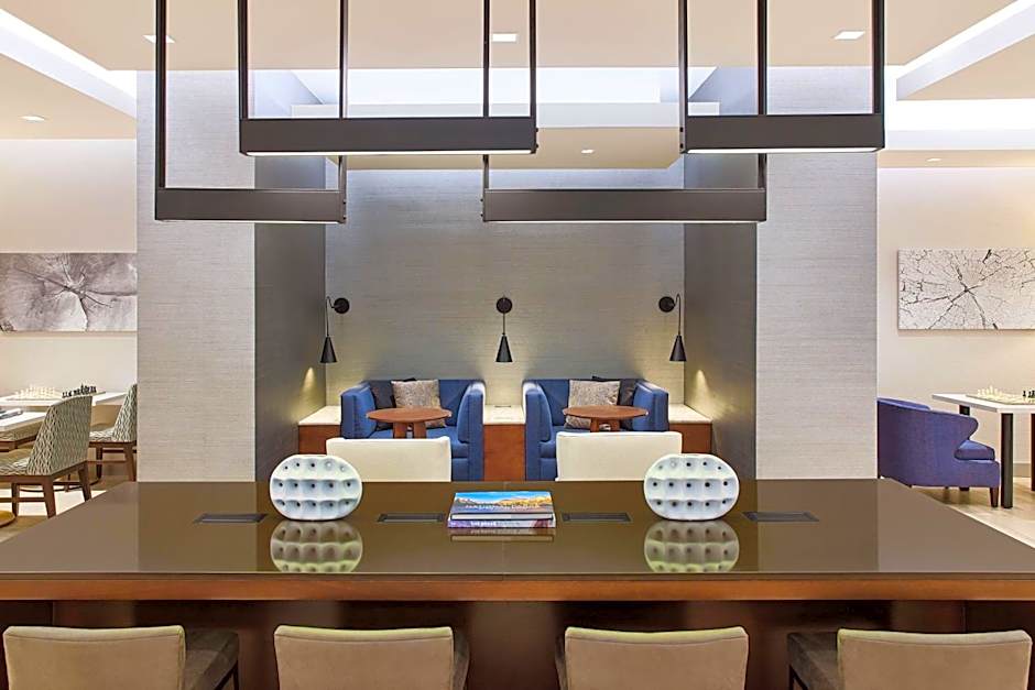 Warner Center Marriott Woodland Hills