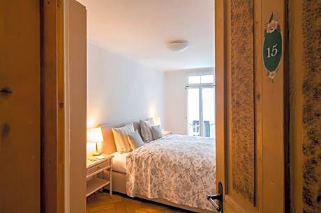 Double or Twin Room with Private External Bathroom