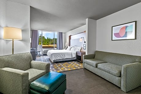 Holiday Inn Express Hotel & Suites Lucedale, an IHG Hotel