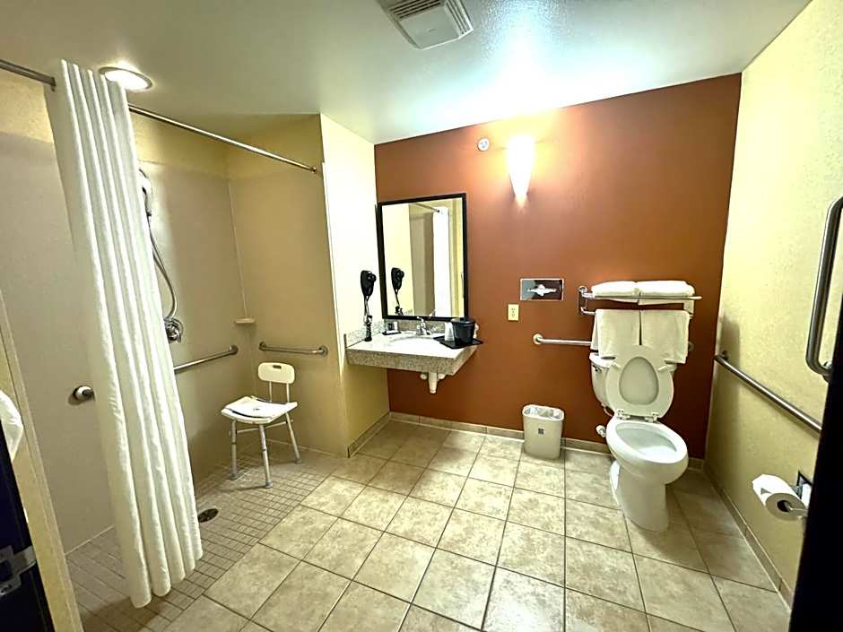 Sleep Inn & Suites Madison - Monona