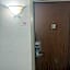 Express Inn & Suites