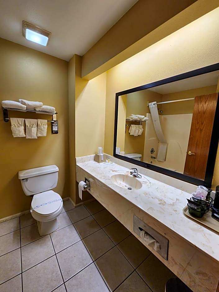 Super 8 by Wyndham Pine Bluff