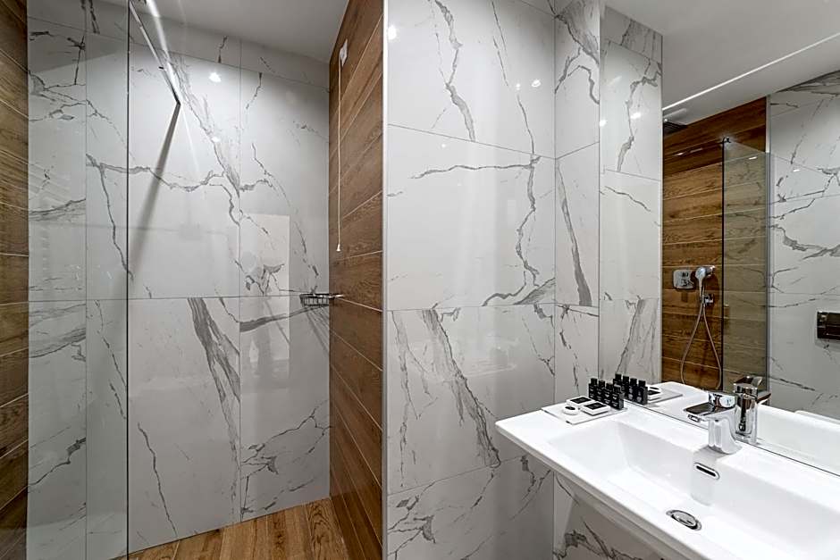 Tomis Garden Bucuresti