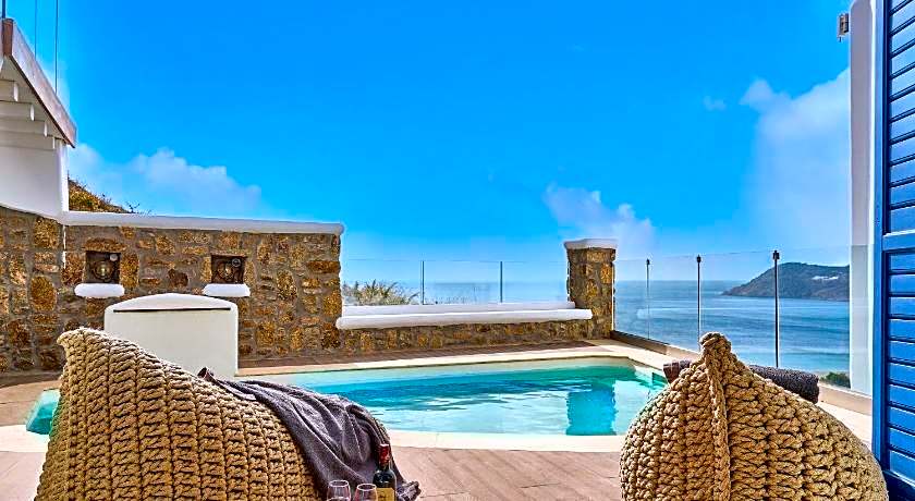 Arte And Mare Luxury Suites And Spa Hotel